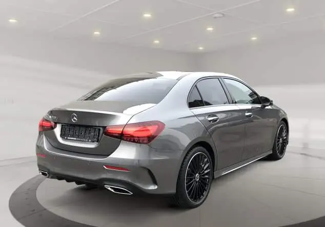 Angebotsdetails Mercedes-Benz A 220 d Limousine Grau-lack mountaingrau