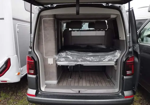 Angebotsdetails Volkswagen T6.1 California 6.1 Ocean 2,0l Indiumgrau Metallic Dach Schwarz