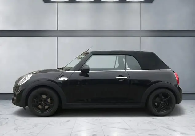 Angebotsdetails Mini Cooper Cooper S Cabrio, 191 PS, Handschaltung schwarz