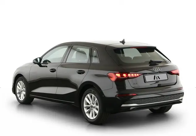 Angebotsdetails Audi A3 30 TFSI Sportback S-Line Black