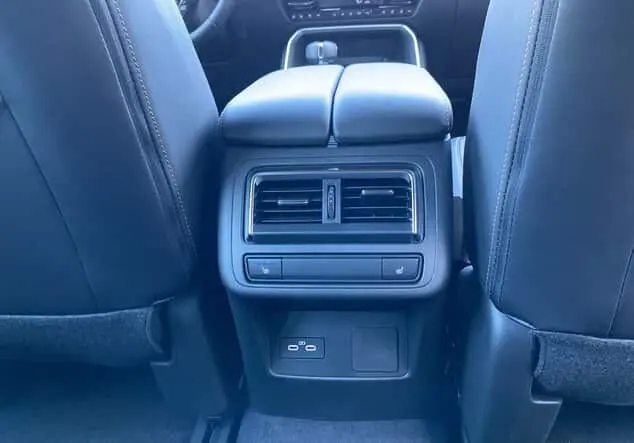 Angebotsdetails Mazda CX-60 5WGN 3.3L e-SKYACTIV D 200ps 8AT Homura PANO Machine Gray Metallic