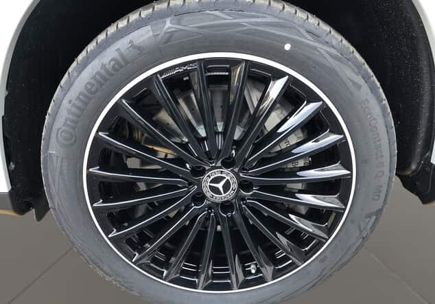 Angebotsdetails Mercedes-Benz GLC 300 e 4MATIC mit EQ Hybrid ++sofort verfügbar++ Manufaktur lack manufaktur alpingrau uni
