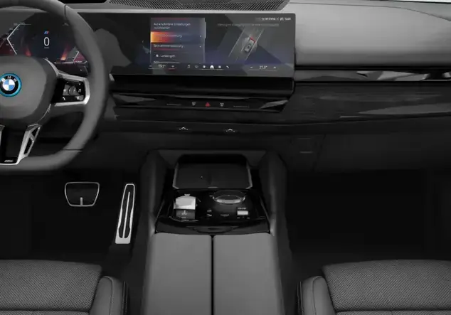 Angebotsdetails BMW 5er Touring 550e xDrive Touring A Saphirschwarz metallic