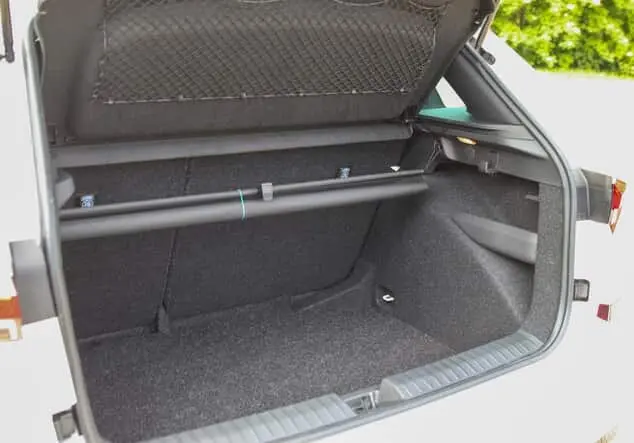 Angebotsdetails Skoda Kamiq 1.5 TSI Monte Carlo Panoramadach Candy-Weiss