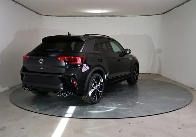 Angebotsdetails Volkswagen T-Roc Volkswagen T-Roc R 2.0 TSI 221 kW (300 PS) 7-Gang-DSG Deep Black Perleffekt