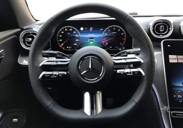 Angebotsdetails Mercedes-Benz CLE 200 4MATIC Cabriolet ++ sofort verfügbar++ Metalliclack obsidianschwarz