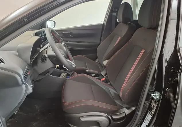 Angebotsdetails Hyundai i20 Hyundai i20 N-Line FL 1.0 T-GDI 74 kW (100 PS) 7-Gang-DSG Phantom Black Pearl