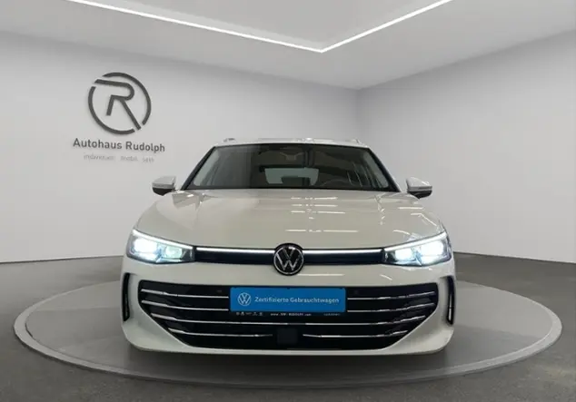 Angebotsdetails Volkswagen Passat Variant B9 2.0 TDI Elegance KLIMA WeiÃ (Pure White)
