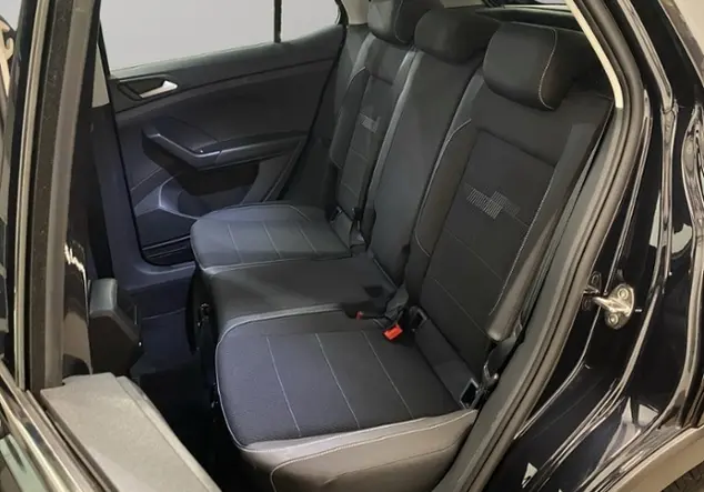 Angebotsdetails Volkswagen T-Cross 1.5 TSI Style R-Line / RFK Schwarz (Deep Black Perleffekt)