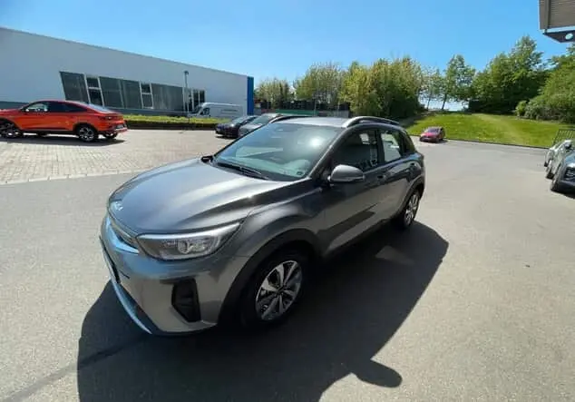 Angebotsdetails Kia Stonic 1.0T Vision Grau ((M7G) ASTRO GREY M)