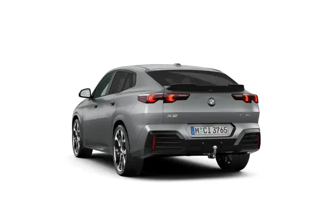 Angebotsdetails BMW X2 sDrive20d Steptronic DCT Frozen Pure Grey Metallic