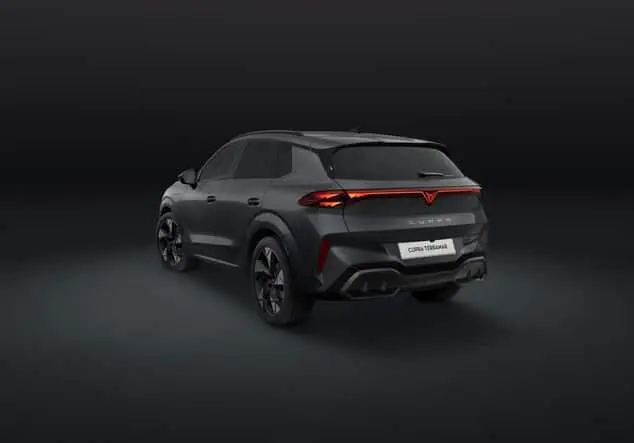 Angebotsdetails Cupra Terramar 1.5 e-HYBRID 150 kW (204 PS) 6-Gang-DSG Graphene Grau