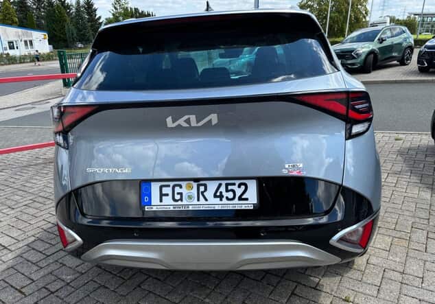 Angebotsdetails Kia Sportage 1.6 T-GDI Hybrid Spirit Auto 4WD DRIVE Silber (Lunarsilber Metallic)