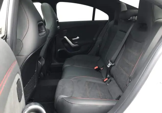 Angebotsdetails Mercedes-Benz CLA 200d Coupe *Night Paket* Weiß Uni-Lack polarweiß