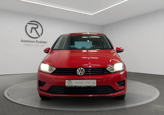 Angebotsdetails Volkswagen Golf Sportsvan 1.2 TSI Trendline / DAB+ Rot (Tornadorot)