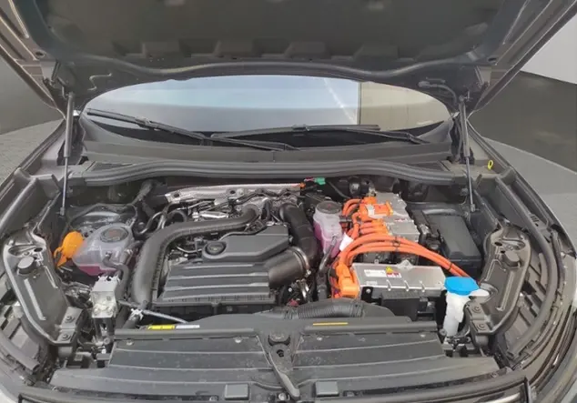 Angebotsdetails Volkswagen Tiguan 1.5 TSI eHybrid 150 kW R-Line Grau (DELFINGRAU)