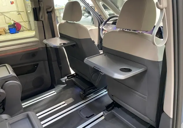 Angebotsdetails Volkswagen Multivan 'ENERGY' 2.0 TDI kurz KÃ KLIMA Grau (Pure Grey)