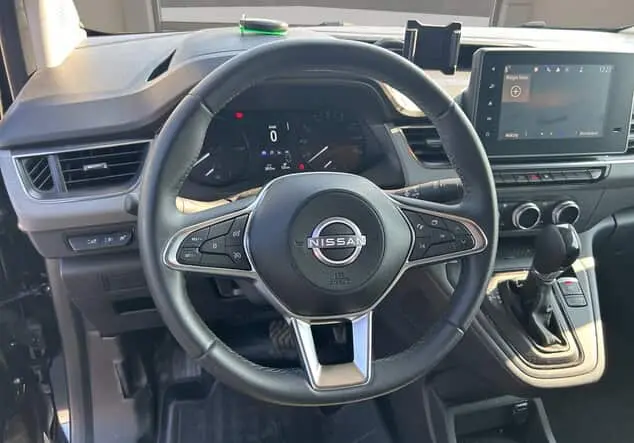 Angebotsdetails Nissan Townstar EV Kastenwagen L1 mit SORTIMO - PERFEKT FÜRS HANDWERK Schwarz