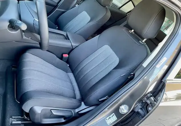 Angebotsdetails Mazda 6 G165 6AG EXCLUSIVE-LINE*ACTIVE*KAMERA*VOLL-LED*NAVI* Titanium Flash