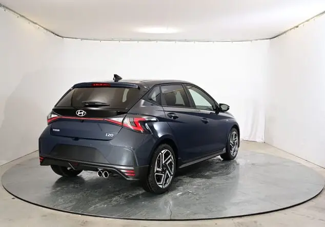 Angebotsdetails Hyundai i20 Hyundai i20 N-Line FL 1.0 T-GDI 74 kW (100 PS) 7-Gang-DSG Aurora Gray Pearl