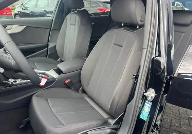 Angebotsdetails Audi A4 35 TFSI - - Weiß