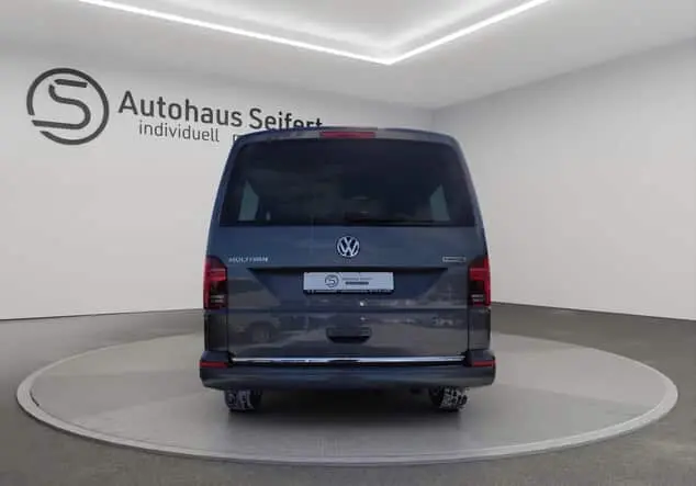 Angebotsdetails Volkswagen T6.1 Multivan Generation SiX 2.0 TDI 4Mot. Grau (Indiumgrau met.)