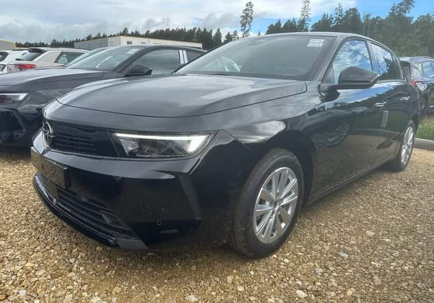 Angebotsdetails Opel Astra Opel Astra Edition 1.2 Turbo 96 kW (130 PS) 6-Gang Karbon Schwarz Metallic