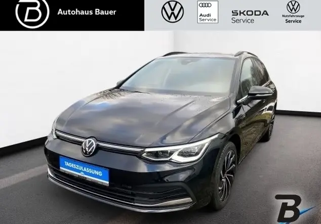 Angebotsdetails Volkswagen Golf VIII Variant 1.5 TSI Style LED.Plus+SHZ+NAV Schwarz