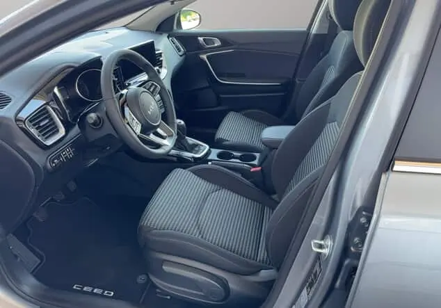 Angebotsdetails Kia Ceed Sportswagon Vision Silber ((CSS) LUNARSILBER MET.)