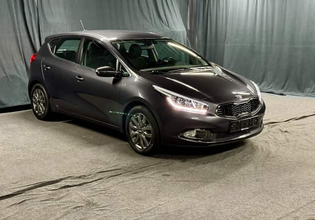 Angebotsdetails Kia Ceed Vision (E5B) WINCHESTERGRAU MET.