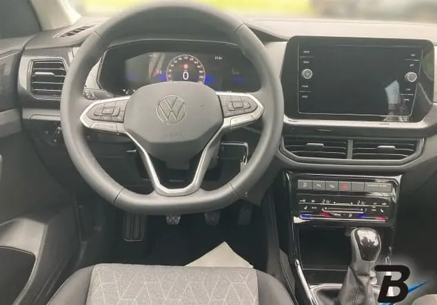Angebotsdetails Volkswagen T-Cross 1.0 TSI Life RfK NaviVor Schwarz
