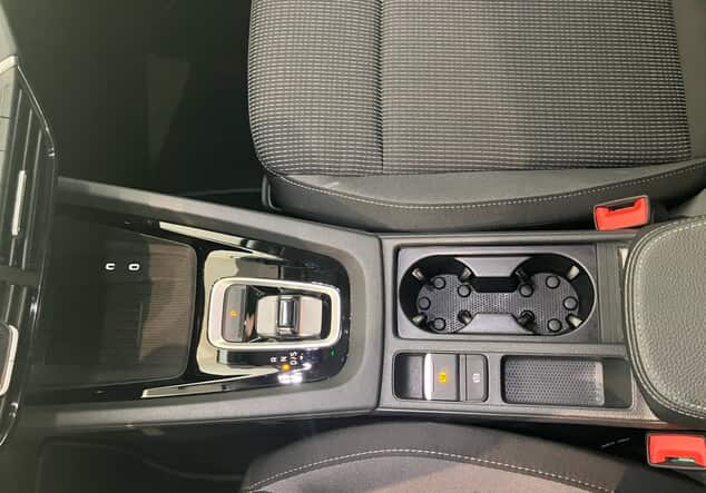 Angebotsdetails Skoda Octavia Combi 2.0TDI 150PS SELECTION AHK.KAMERA.NAVI.SHZG.2xPDC.ACC Schwarz-Magic Perleffekt