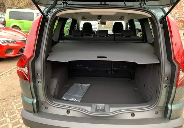 Angebotsdetails Dacia Jogger Extreme+ HYBRID 140 Zedern-Grün
