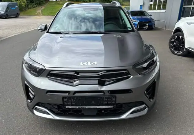 Angebotsdetails Kia Stonic 1.0 T-GDI DCT GT-line + Technik Grau (Astrograu Metallic)