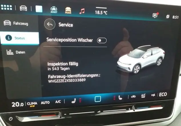 Angebotsdetails Volkswagen ID.4 Pure 55 kWh KLIMA NAVI ALU Schwarz (Grenadillschwarz Metallic)
