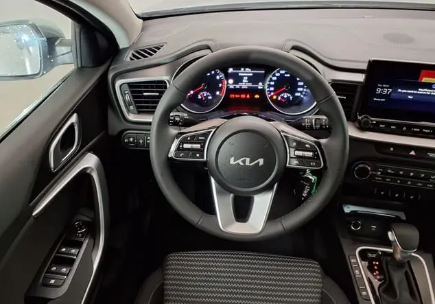 Angebotsdetails Kia XCeed Kia Xceed MY26 1.0 T-GDI MHEV 85 kW (115 PS) 7-Gang-DCT Lunarsilber Metallic