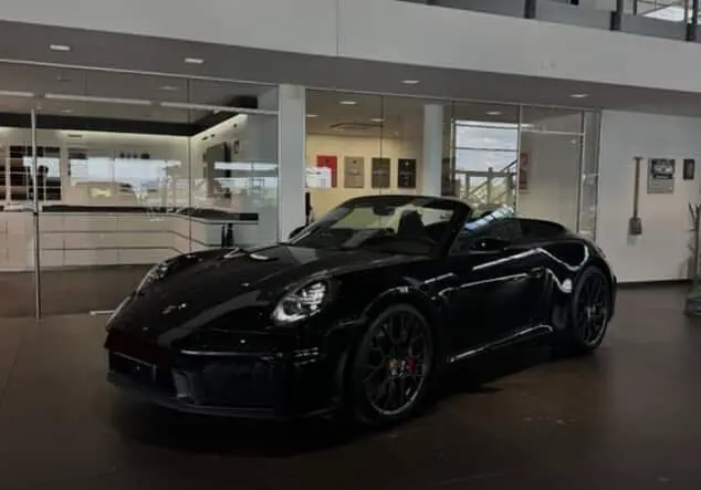 Angebotsdetails Porsche 911 911 Carrera GTS Cabrio schwarz
