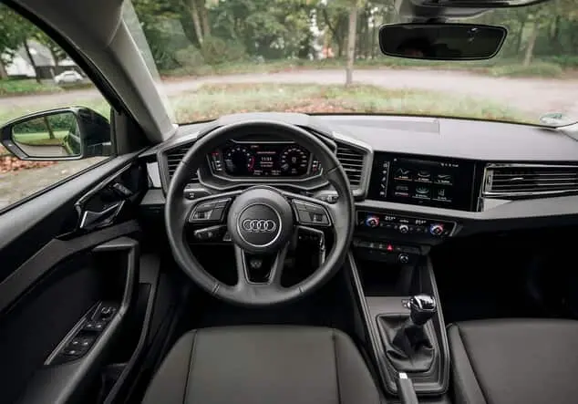 Angebotsdetails Audi A1 Sportback 25 TFSI Mythosschwarz Metallic
