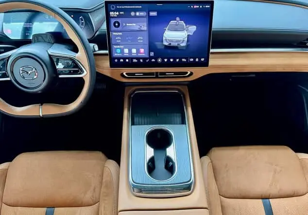 Angebotsdetails Mazda 6E 6e 258PS TAKUMI PLUS*SONY*PANO Jet Black