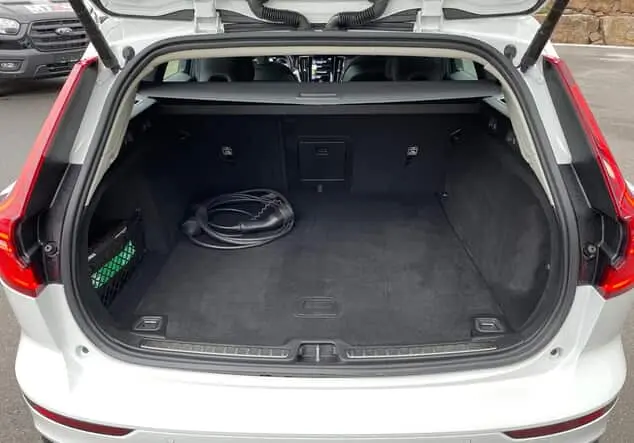 Angebotsdetails Volvo V60 R-Design Expression #Plug-In Hybrid Ice White