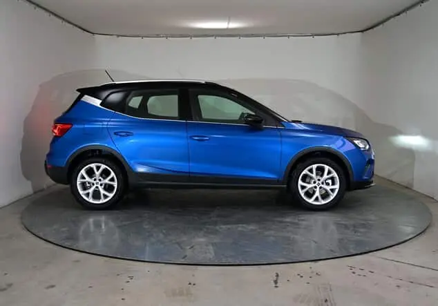 Angebotsdetails Seat Arona Seat Arona FR 1.5 TSI 110 kW (150 PS) 7-Gang-DSG Saphire Blau Metallic