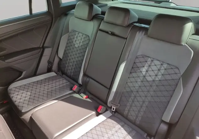 Angebotsdetails Volkswagen Tiguan R-Line 2.0 TDI 4Motion Grau (Delfingrau Metallic)