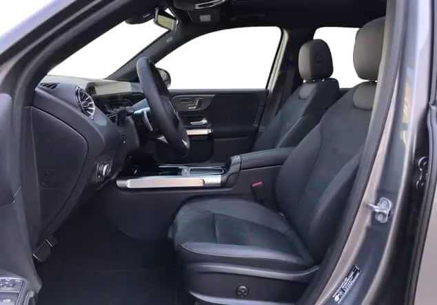 Angebotsdetails Mercedes-Benz GLB 200 d ++sofort verfügbar++ Graulack mountaingrau