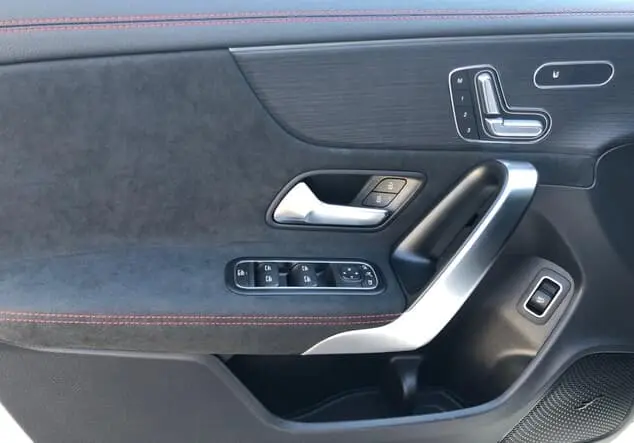 Angebotsdetails Mercedes-Benz CLA 180 Shooting Brake ++sofort verfügbar++ weiß unilack polarweiß