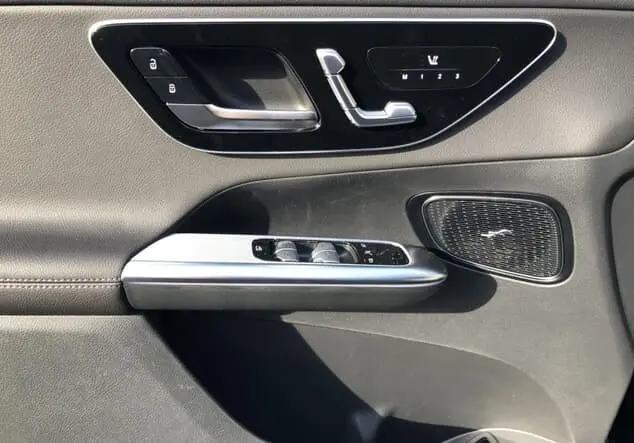 Angebotsdetails Mercedes-Benz GLC 220 d 4MATIC ++sofort verfügbar++ Graulack graphitgrau