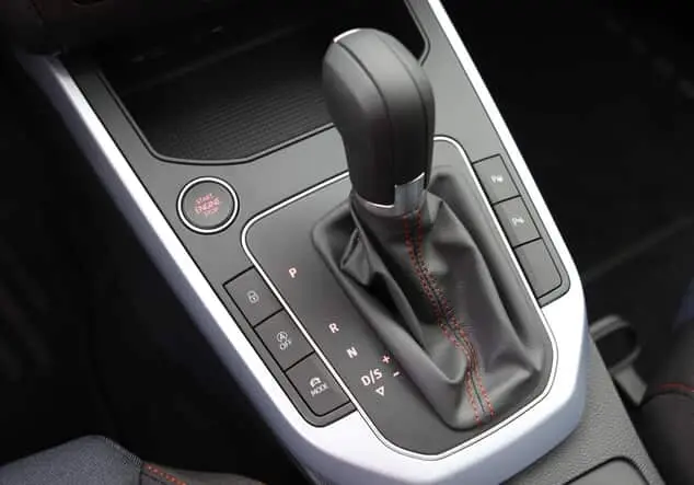 Angebotsdetails Seat Arona Facelift FR 1.5TSI *AHK*18 Zoll* Mitternachtsschwarz