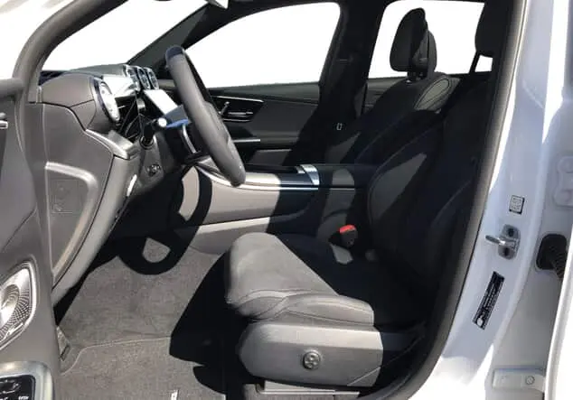 Angebotsdetails Mercedes-Benz GLC 300 d 4MATIC ++sofort verfügbar++ Weiß manufaktur lack manufaktur opalithweiß bright
