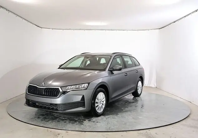 Angebotsdetails Skoda Octavia Combi Skoda Octavia Combi Essence 1.5 TSI 85 kW (116 PS) 7-Gang-DSG Graphite-Grau Metallic