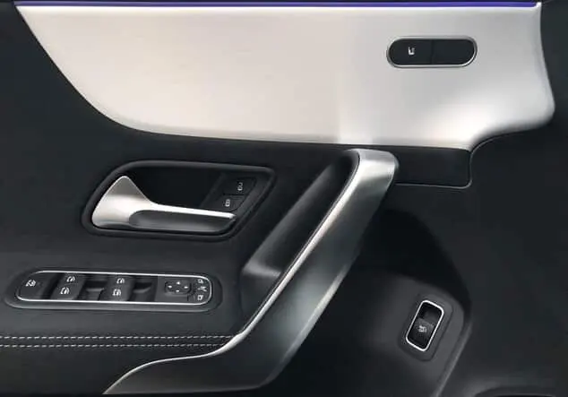 Angebotsdetails Mercedes-Benz A-Klasse 200 Limousine ++ verfügbar ab 15.03.2026 ++ Grau manufaktur lack manufaktur alpingrau uni