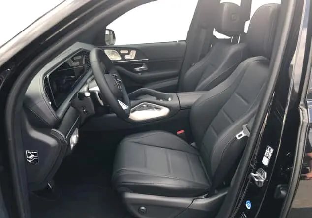 Angebotsdetails Mercedes-Benz GLE 450 4MATIC ++verfügbar ab 25.09.2025++ Metalliclack obsidianschwarz